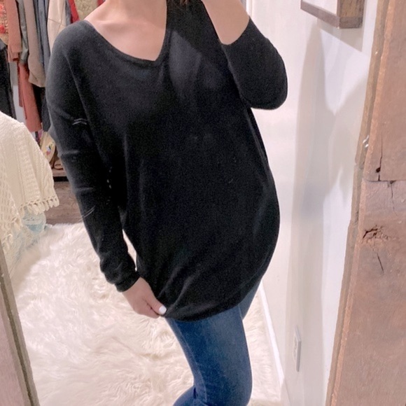 DREAMERS black sweater lattice back size medium/large - Picture 6 of 9